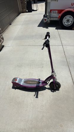 Razor E100 series electric scooter