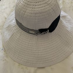 Beautiful Betmar Hat