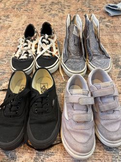 Girls shoes size 10-12