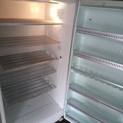 Gibson 20.0 Cu Ft Upright Freezer