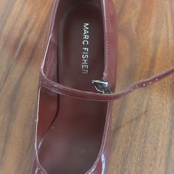 Marc Fisher Classic Pump Heels-size 8