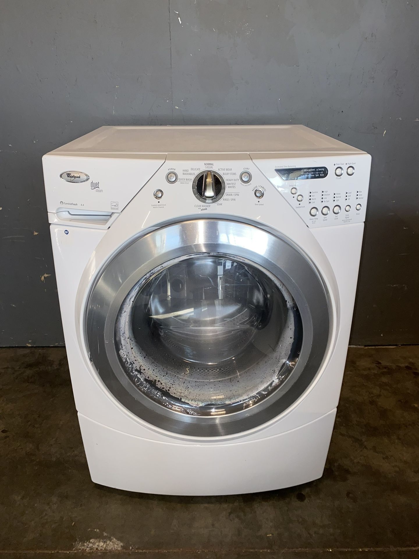 WHIRLPOOL XL CAPACITY WASHER DRYER ELECTRIC SET 