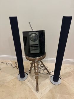 Bang & Olufsen BeoSound 3200 + BeoLab 6000 Speakers + Beo4 Remote - Excellent Condition