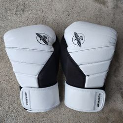 Hayabusa Tokushu 10oz MMA Boxing Gloves