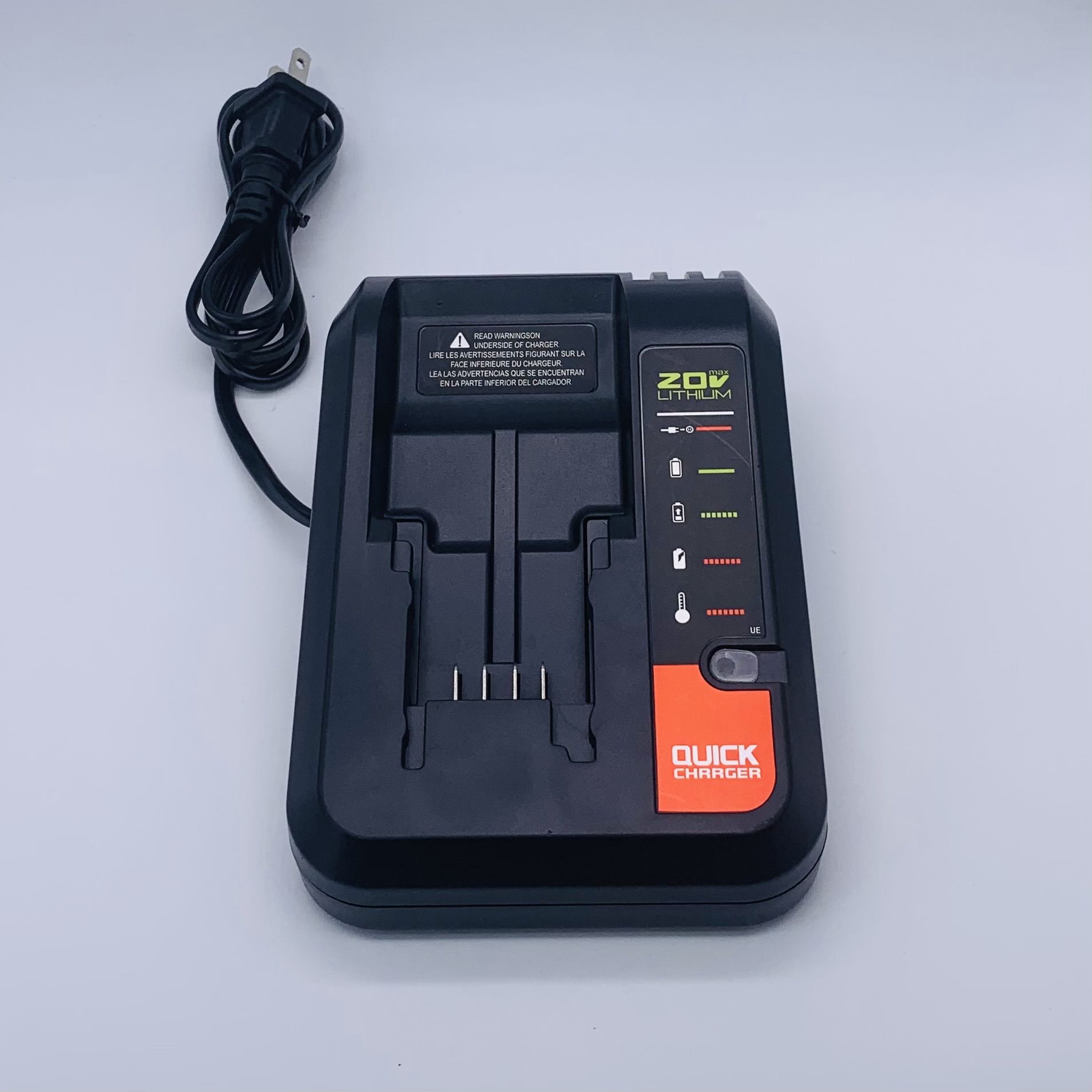 Quick Charger PCC692L 20V Max Lithium-Ion Battery Charger Only Black TESTED