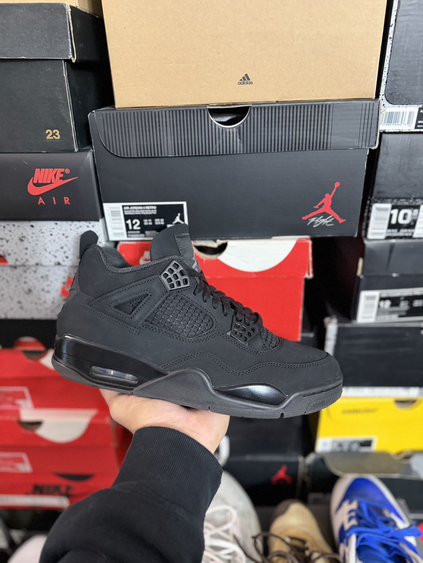 2025 Jordan Black Cat 4s size 9.5 VNDS