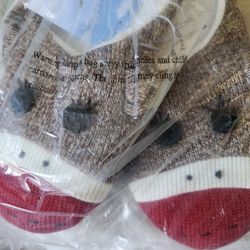 Nick & Nova Slipers Size 8-10