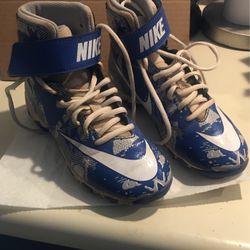 Nike Boys Baseball Cleats Size 3.5