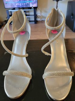 9 West heels
