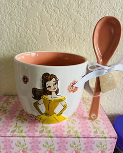 Belle Mug with spoon