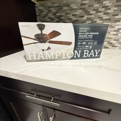 Hampton Bay LED Indoor Ceiling Fan