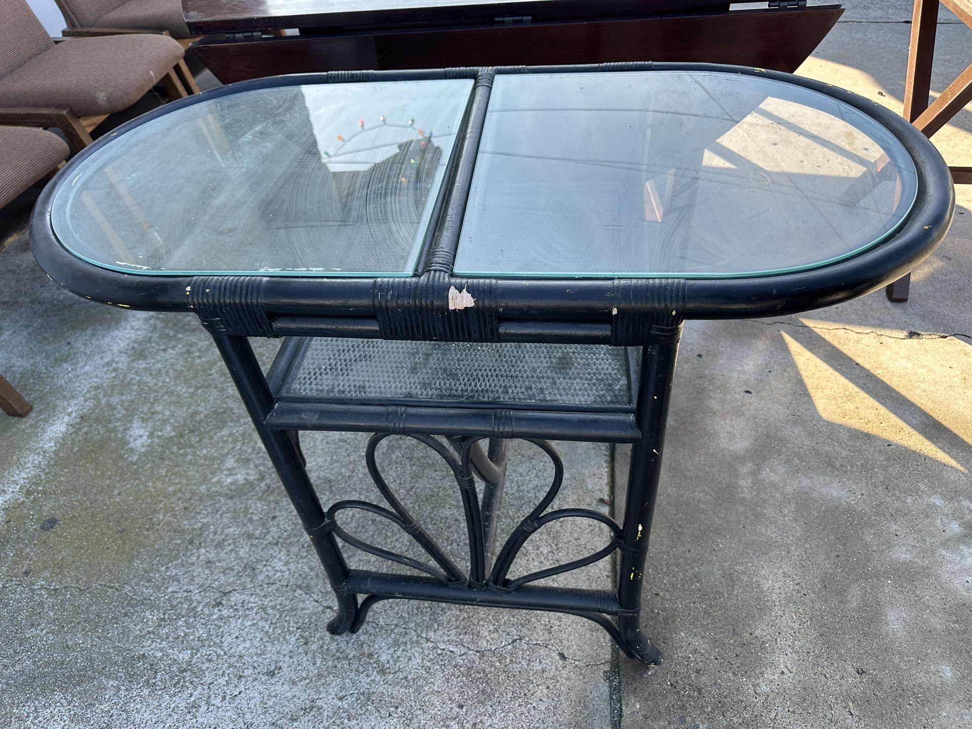 Side / End Table Free