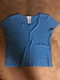 Women’s xl shirt. Like new