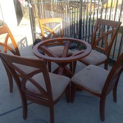 Dinning Table