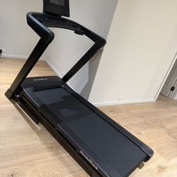 ✨ NordicTrack T Series 10 Treadmill – Like New – $649 ✨