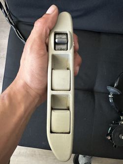 Infiniti G35 Power Seat Controller Driver Seat
