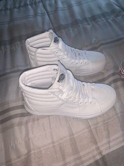NEW WHITE HIGHT TOP VANS