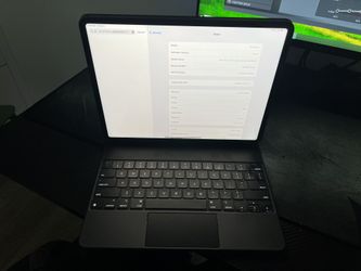 iPad Pro 5th Gen Wifi & Cellular ( At@t) 256gb