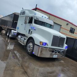 98 International 9400