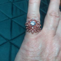 Size 7 Rose Gold Exquisite 2 Piece ENGAGEMENT RING And WEDDING BAND SET 