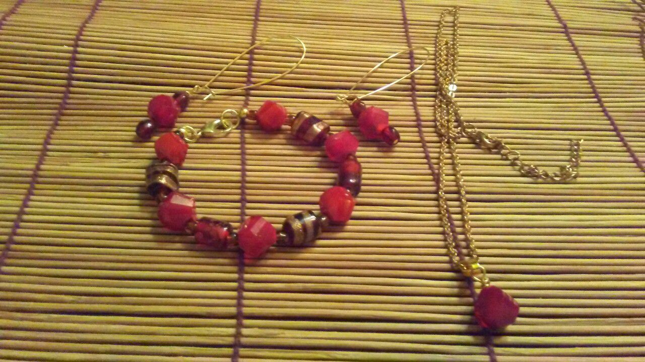 One of A Kind Set-Bracelet, Necklace & Earrings