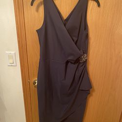 Alex evenings size 10 grey/purple dress