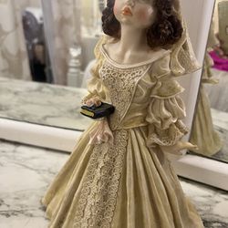 Ivory Color First Communion Young Girl Figurine 