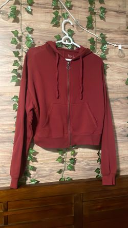 Burgundy Size Large Sweater 