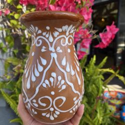 💥 Talavera Small Flower Vase 💐🤎🤍