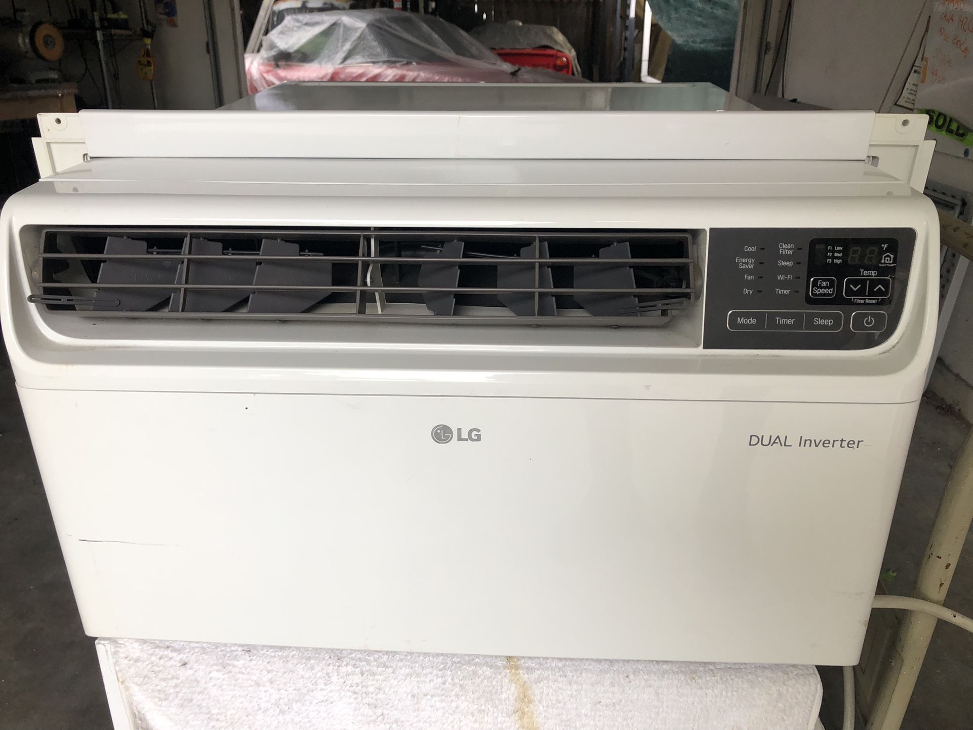 LG Window A/C SMART WiFi  14,000 BTU Air Conditioner 110v Dual Inverter 