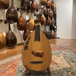 Professional Arabic / Turkish Oud