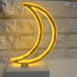Isaac Jacobs LED Neon Yellow Crescent Moon lamp