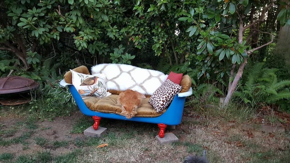 Claw Foot Tub Couch