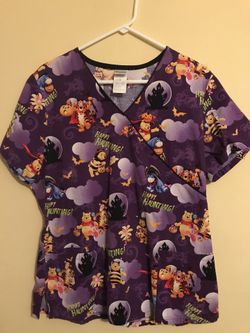 Disney Winnie the Pooh Scrub Shirt size M