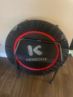 Work out trampoline w/handrail