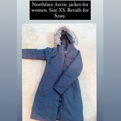 Women’s North face Arctic Parka Size XS