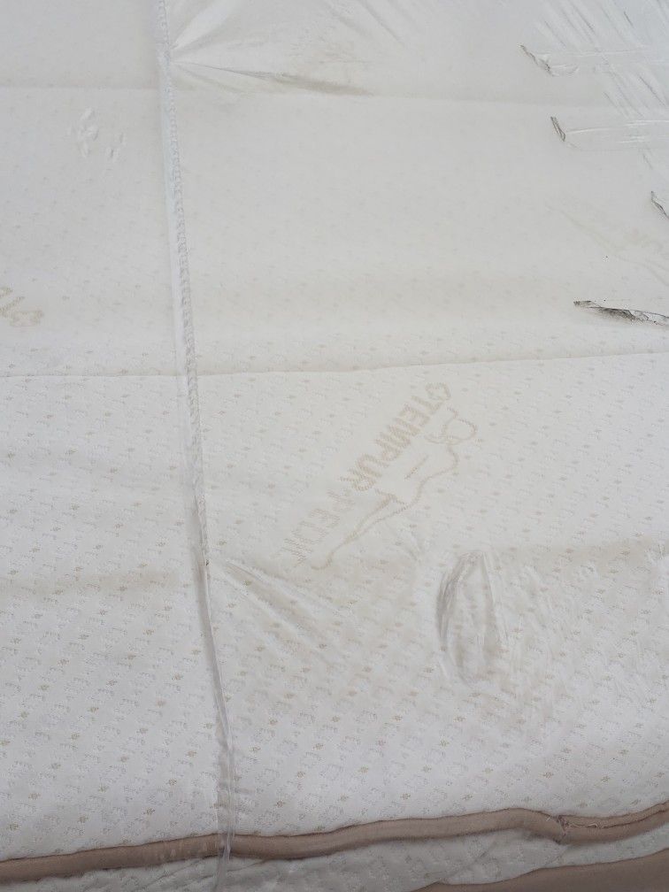 Twin Tempur Pedic Together They Make A King With Box Spring Free Delivery