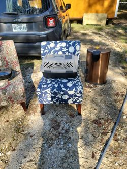 2 Chairs Electric Pan Dog Kennel