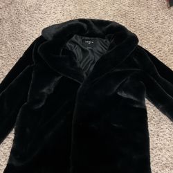 Forever 21 Men’s Faux Mink Coat Size S 