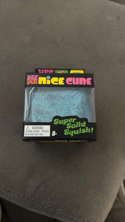Blue Needoh glow in the dark nice cube