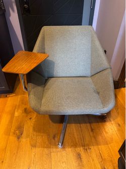 Knoll Spinning Chair