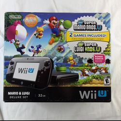 Nintendo Wii U Mario & Luigi Deluxe Set 32 GB Black Console (NTSC)