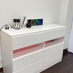 White Modern Dresser / Storage Cabinet – 47” Wide – 6 Drawers + Shelves