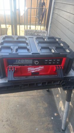 M18Radio Milwaukee PACKOUT
