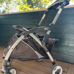 Graco Click Connect Car seat Carrier 