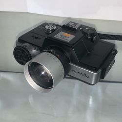 Minolta 110 Zoom SLR Film Camera – Made in Japan