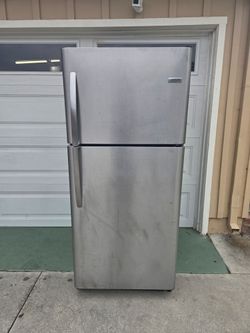 Frigidaire Refrigerator