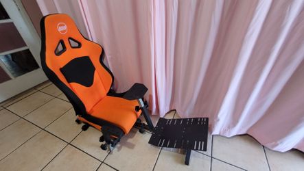 Racing seat