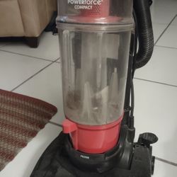 Bissell Vacuum Cleaner, Free, Kendall Area Pickup