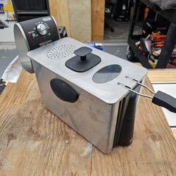 Deep Fryer, Never Used